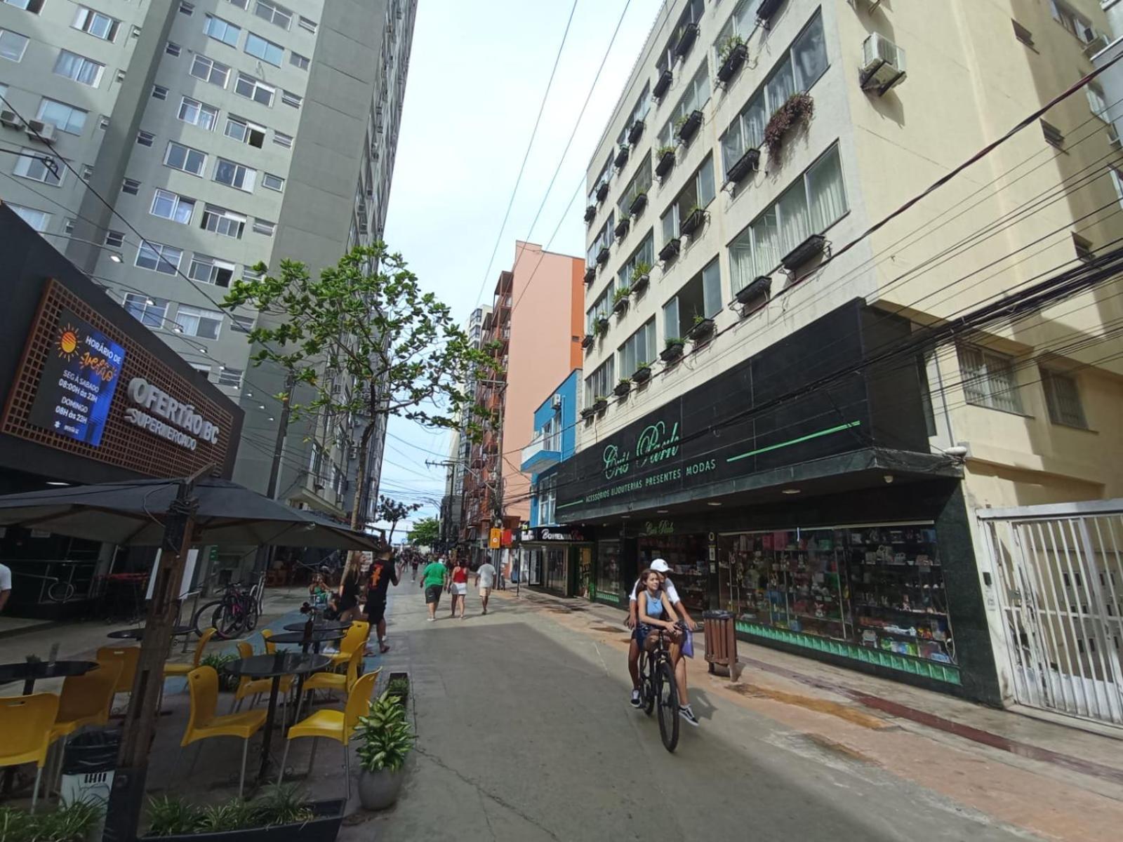 Balneário Camboriú Loft 80 Metros Do Mar Na Praia Central Com Garagem מראה חיצוני תמונה